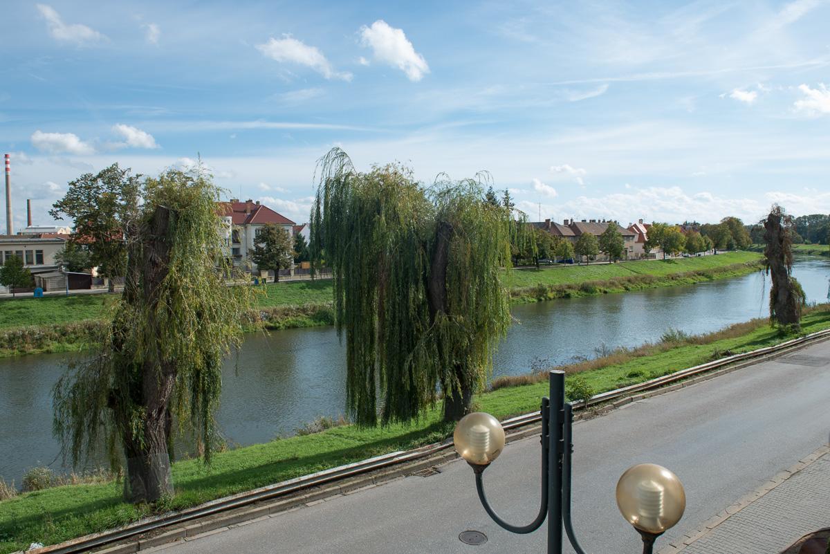 Hotel Imos Břeclav 外观 照片