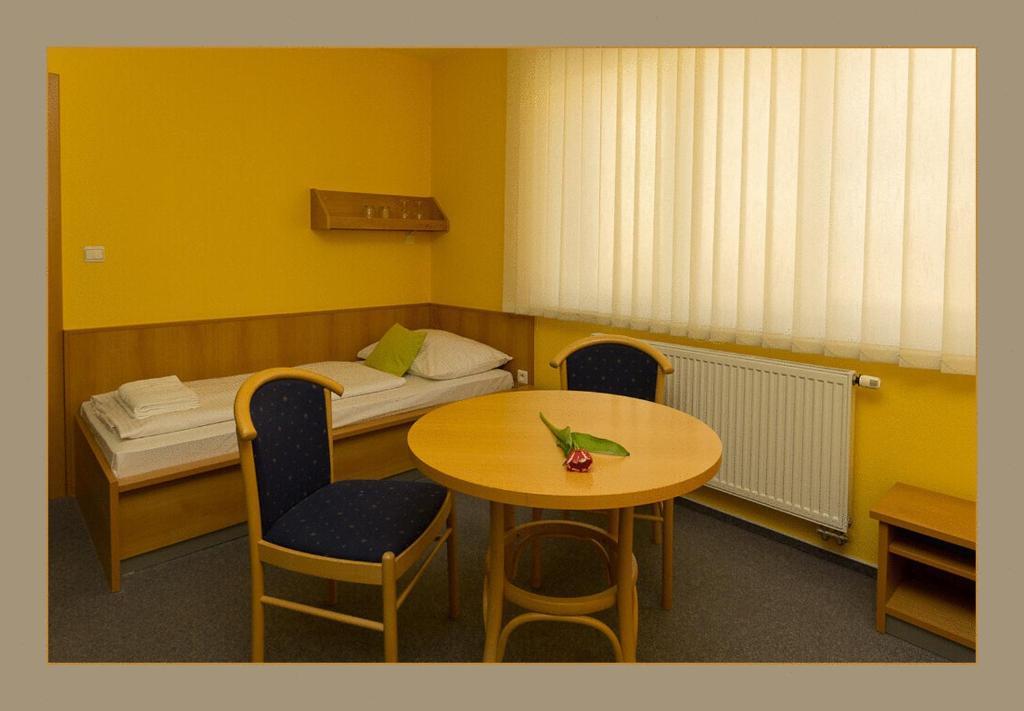 Hotel Imos Břeclav 客房 照片